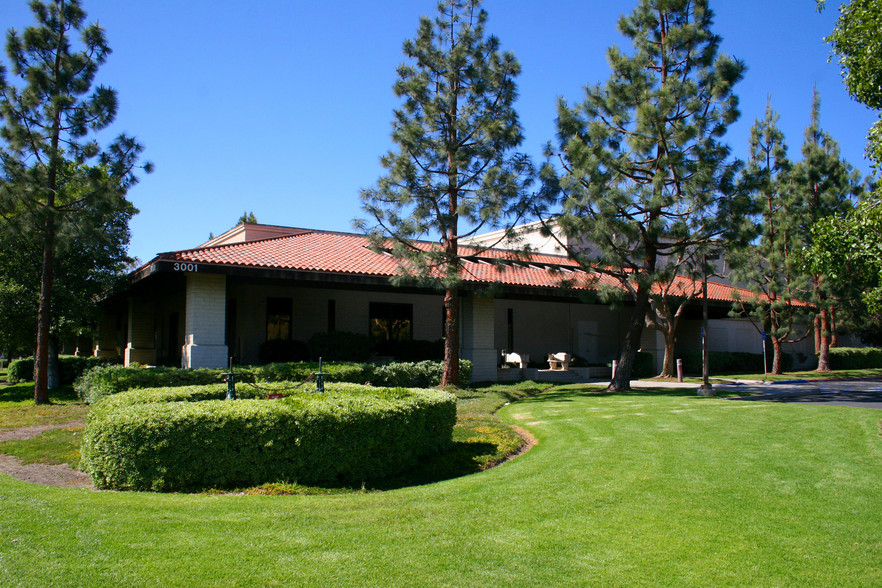 3001 Mission Oaks Blvd, Camarillo, CA for sale - Primary Photo - Image 1 of 1