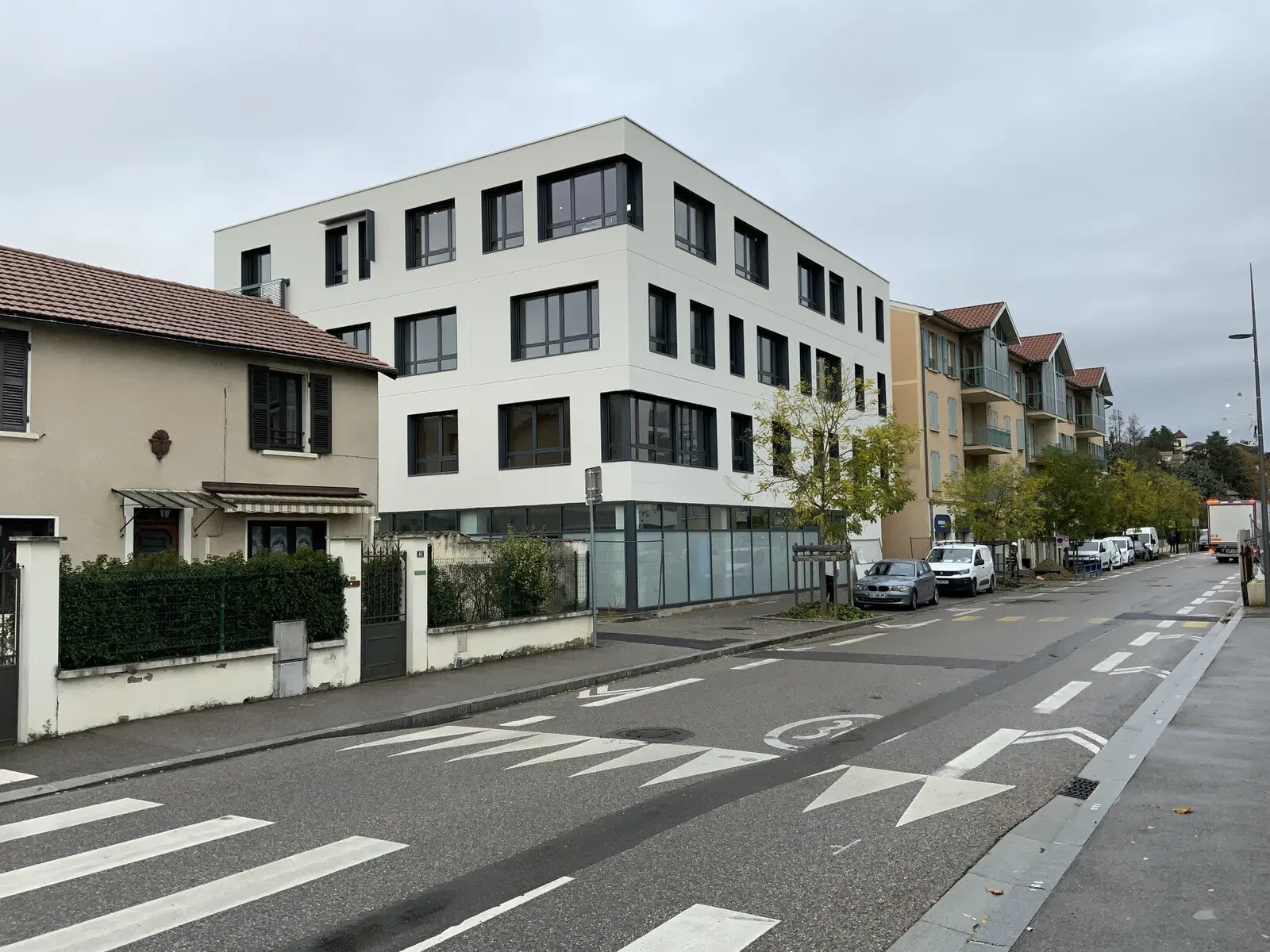 43 Rue De La République, Chassieu for sale Building Photo- Image 1 of 10