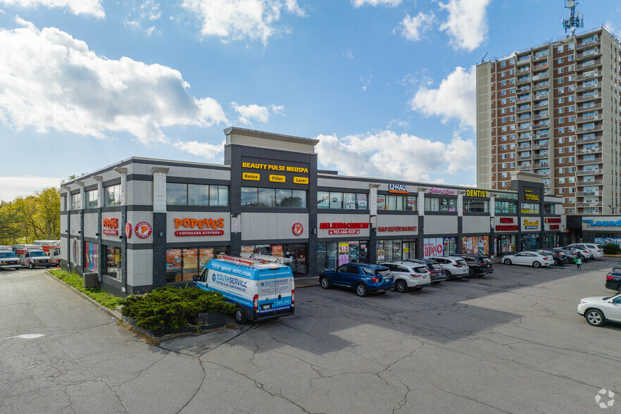 965 Dundas St W, Whitby, ON for rent - Primary Photo - Image 1 of 5