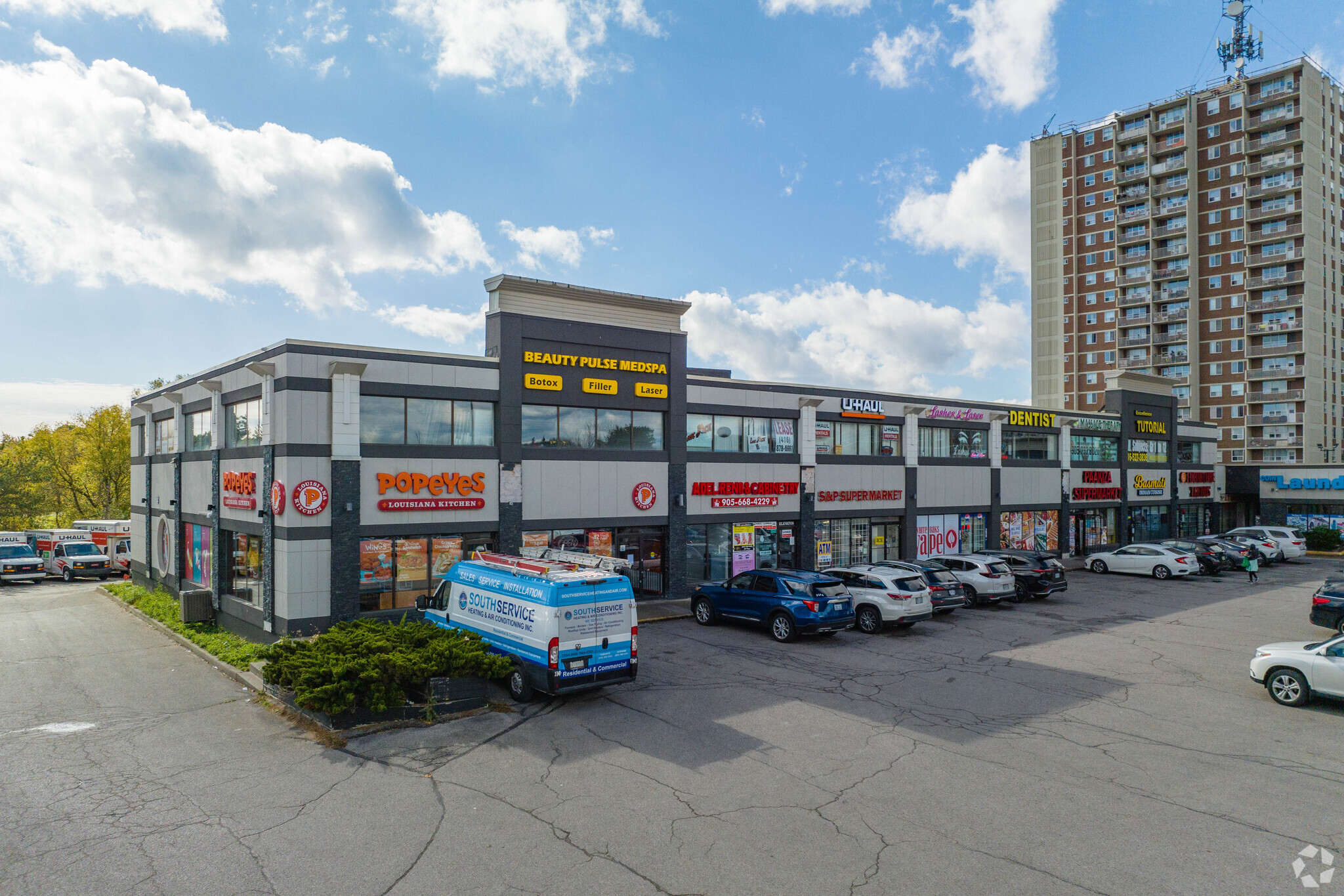 965 Dundas St W, Whitby, ON for rent Primary Photo- Image 1 of 6