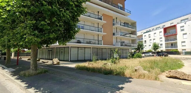 Vente Bureaux 319 m²