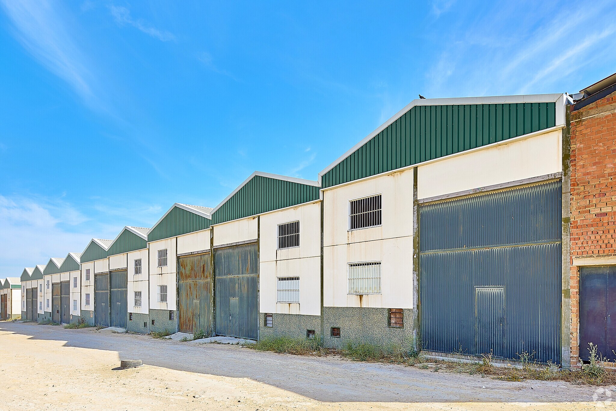 Industrial in Mairena del Alcor, Sevilla for sale Primary Photo- Image 1 of 3