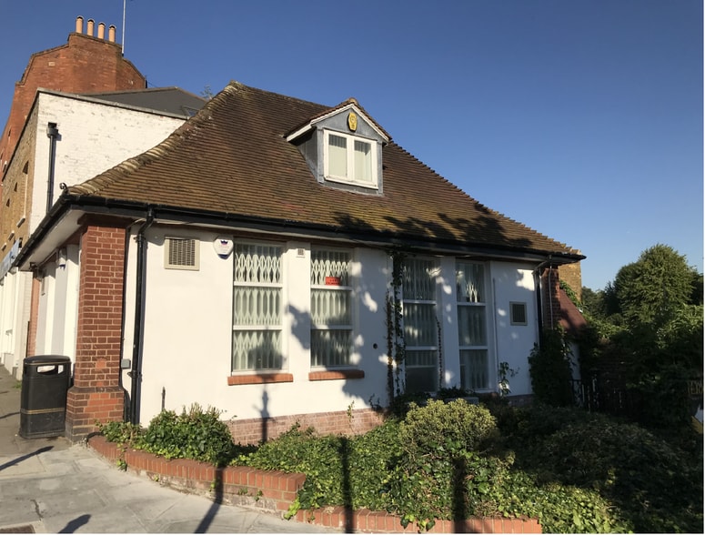 6-8 Roehampton High St, London for sale - Primary Photo - Image 1 of 1