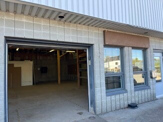 More details for 2285 St Laurent Blvd, Ottawa, ON - Industrial to Rent