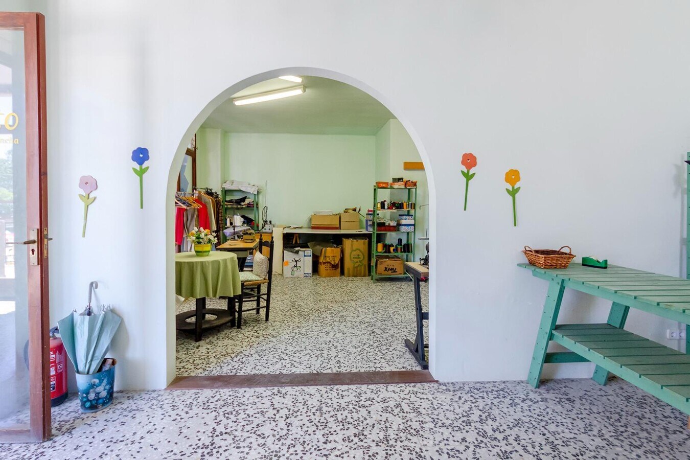 Arenys de Mar, BAR 08350 -  -  - Interior Photo - Image 2 of 8