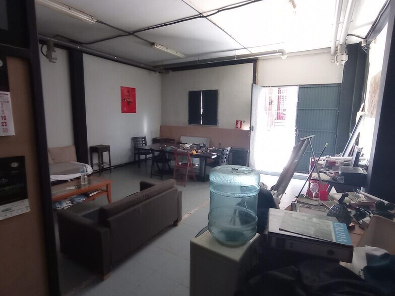 Retail in Cáceres, Cáceres for sale - Interior Photo - Image 3 of 8