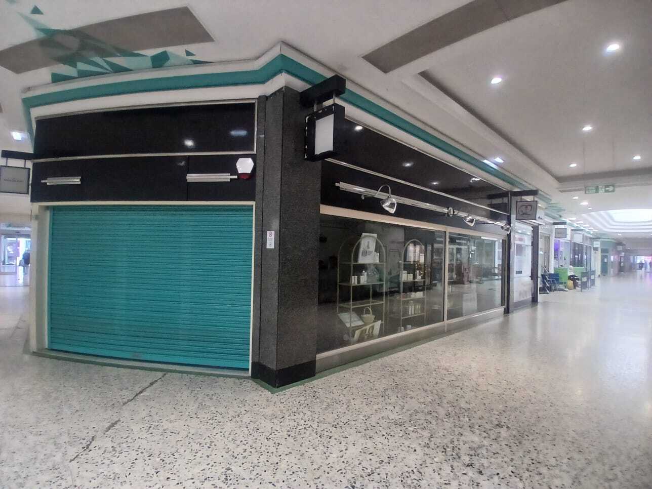 1-32 Quadrant Arcade, Romford to rent Building Photo- Image 1 of 6