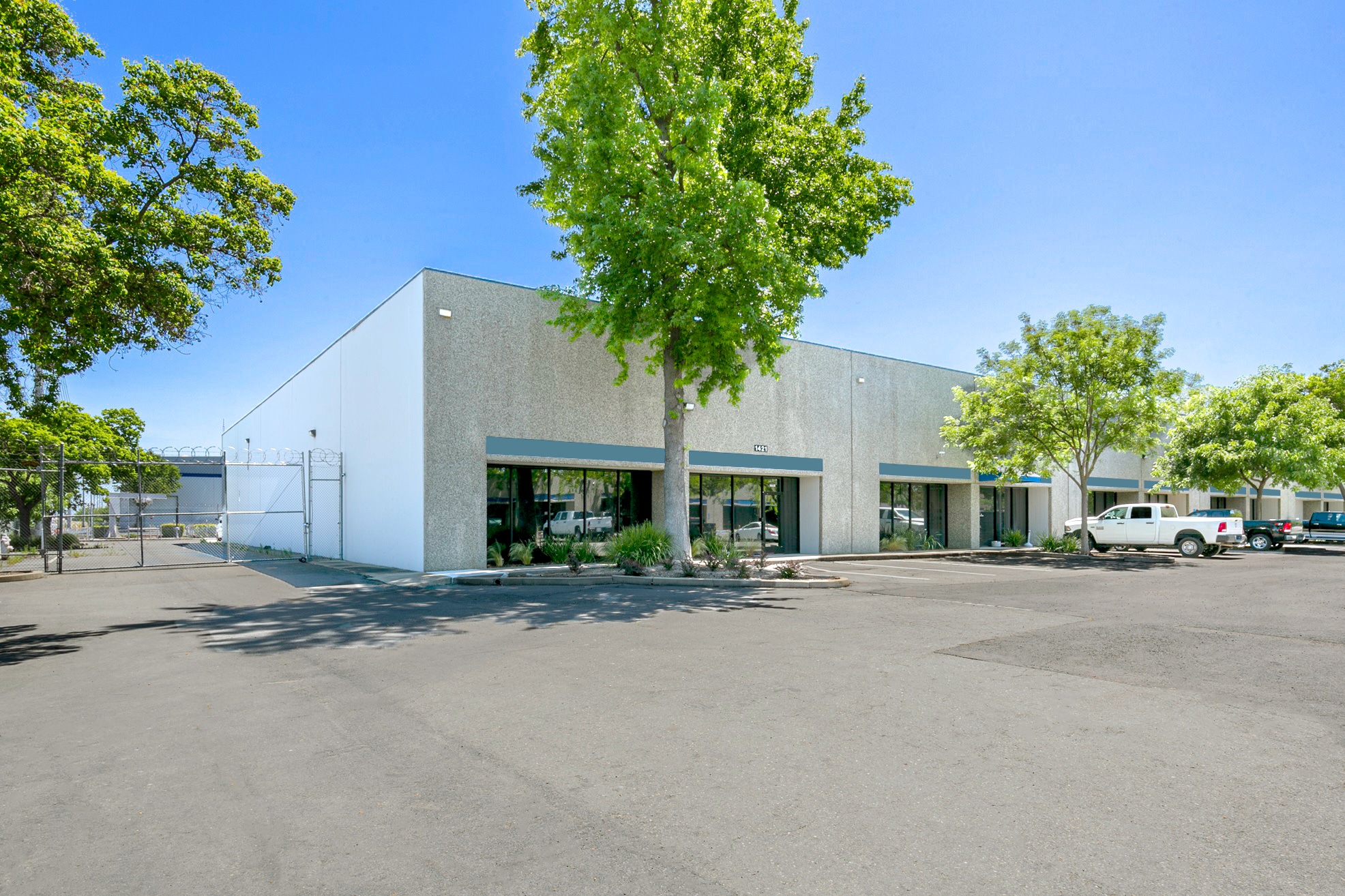 1431 N Market Blvd, Sacramento, CA to rent Building Photo- Image 1 of 3