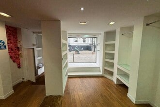 16-20 Bank St, Kilmarnock to rent Interior Photo- Image 1 of 3