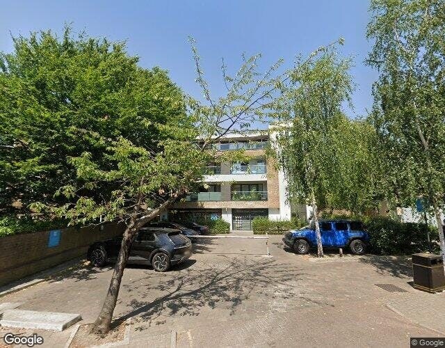 90 Inner Park Rd, London for sale Primary Photo- Image 1 of 1