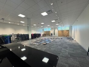 5540 S East St, Indianapolis, IN to rent Interior Photo- Image 2 of 3