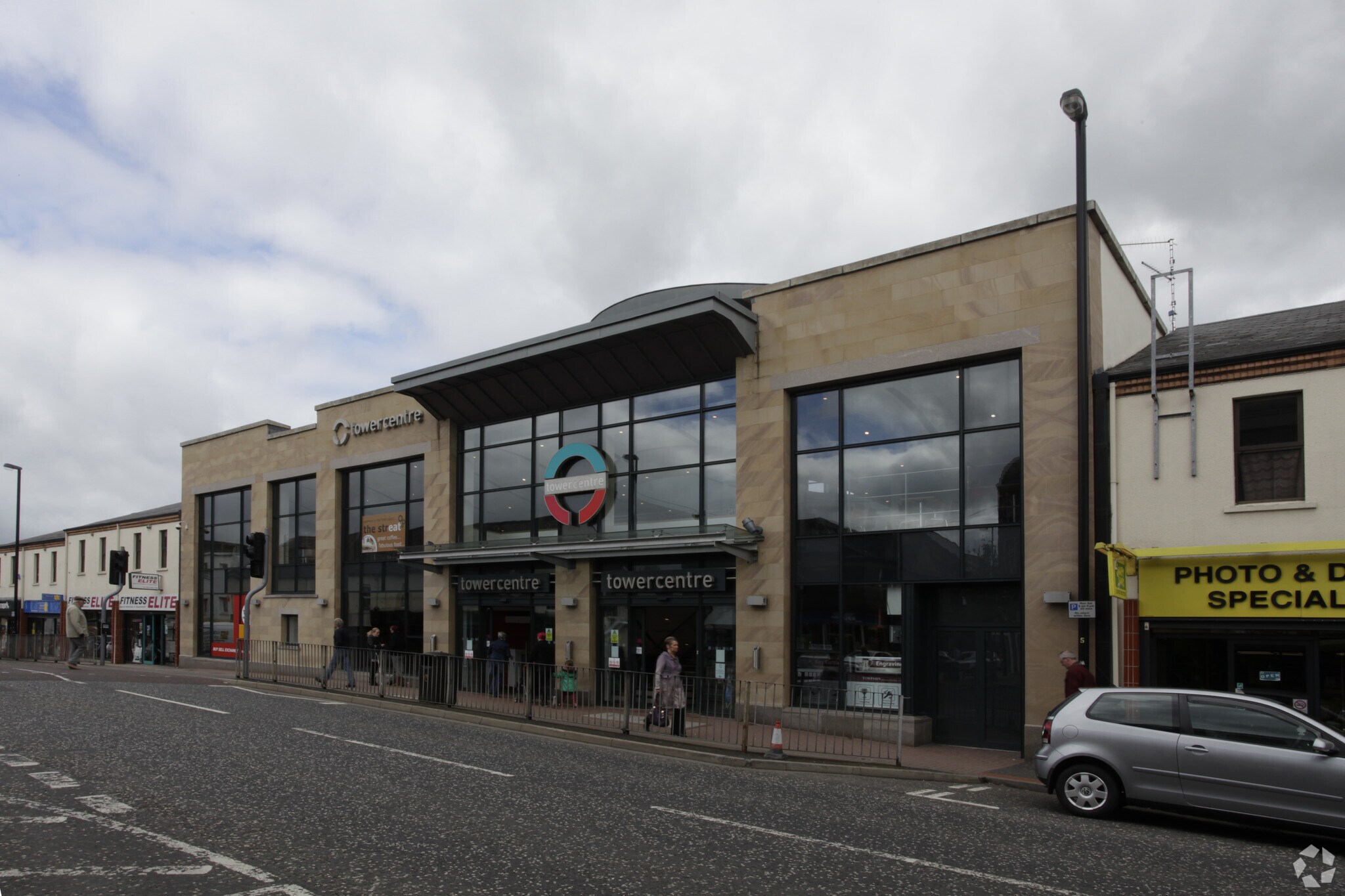 Wellington St, Ballymena to rent Primary Photo- Image 1 of 10