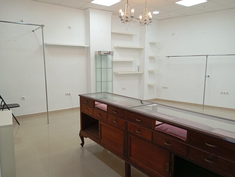 Retail in Marchena, Sevilla to rent - Interior Photo - Image 3 of 9