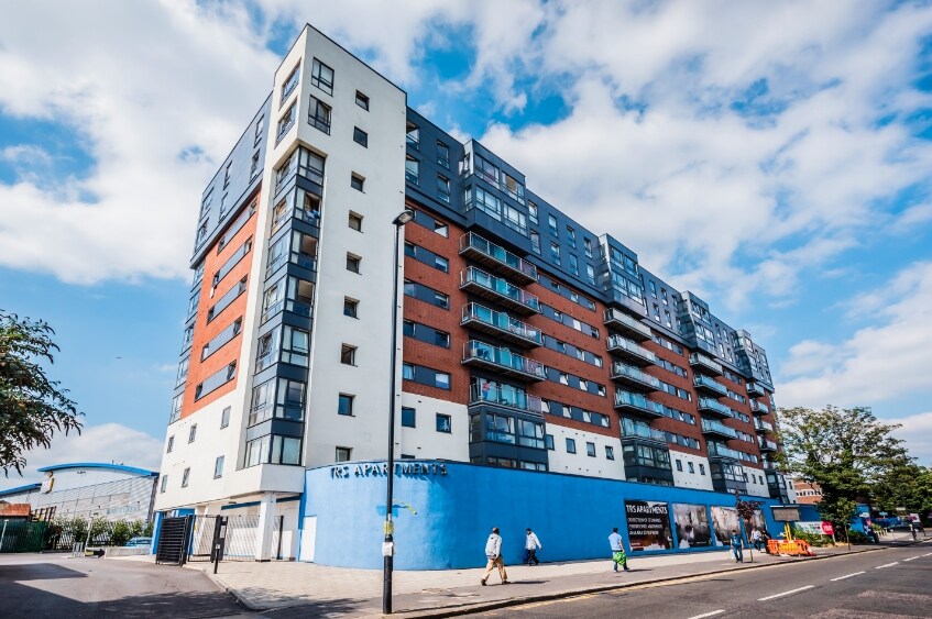 Southbridge Way, Southall for sale - Primary Photo - Image 1 of 1