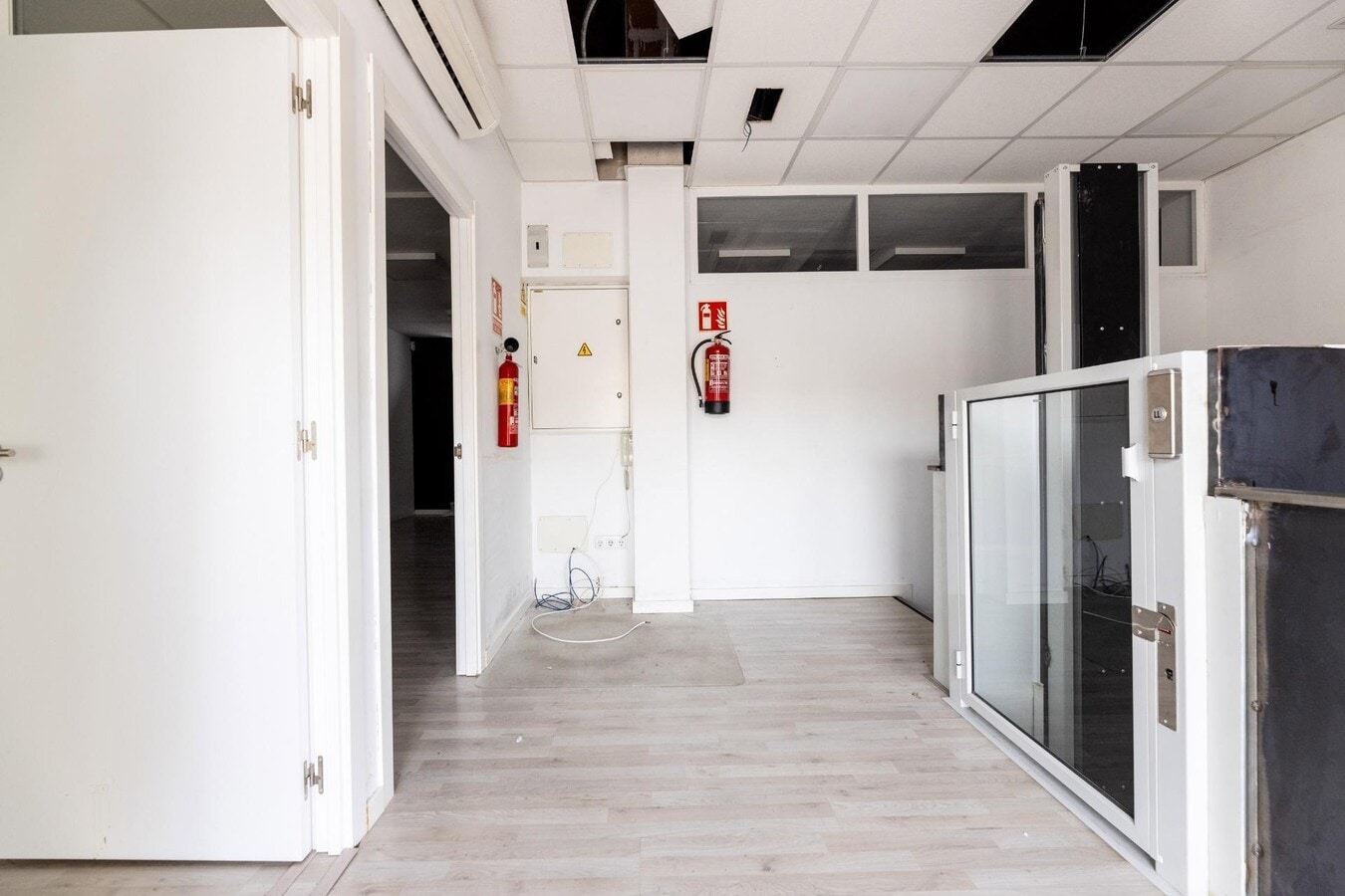Madrid, MAD 28038 - Unit Pl:00 Pt:B - - Interior Photo - Image 2 of 17