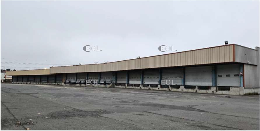 Industrial in Collégien to rent Building Photo- Image 1 of 11