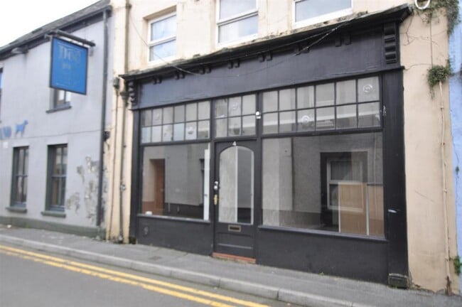 More details for 4 Water St, Carmarthen - Retail to Rent