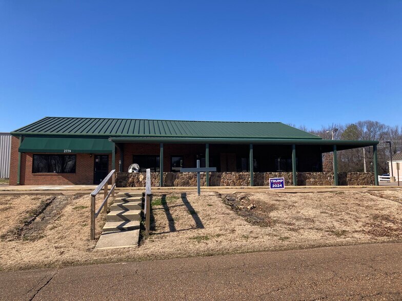 2779 Whitten Rd, Memphis, TN for sale - Building Photo - Image 1 of 1