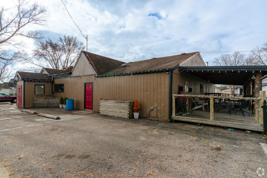 199 E Hwy 60, Pekin, IN for sale - Building Photo - Image 3 of 7