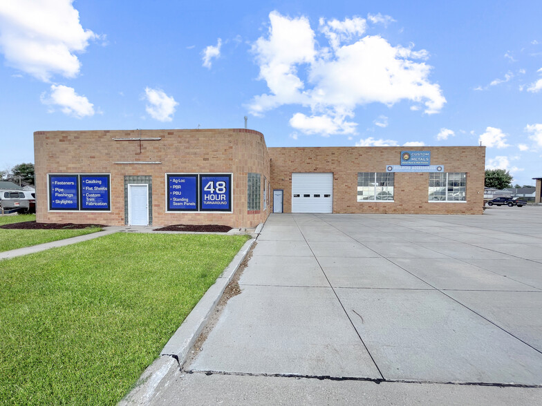 1016 E 25th St, Kearney, NE for sale - Primary Photo - Image 1 of 1