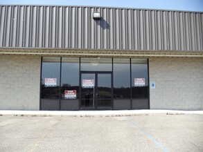 4857 State Route 93, Oak Hill, OH for rent Building Photo- Image 1 of 9