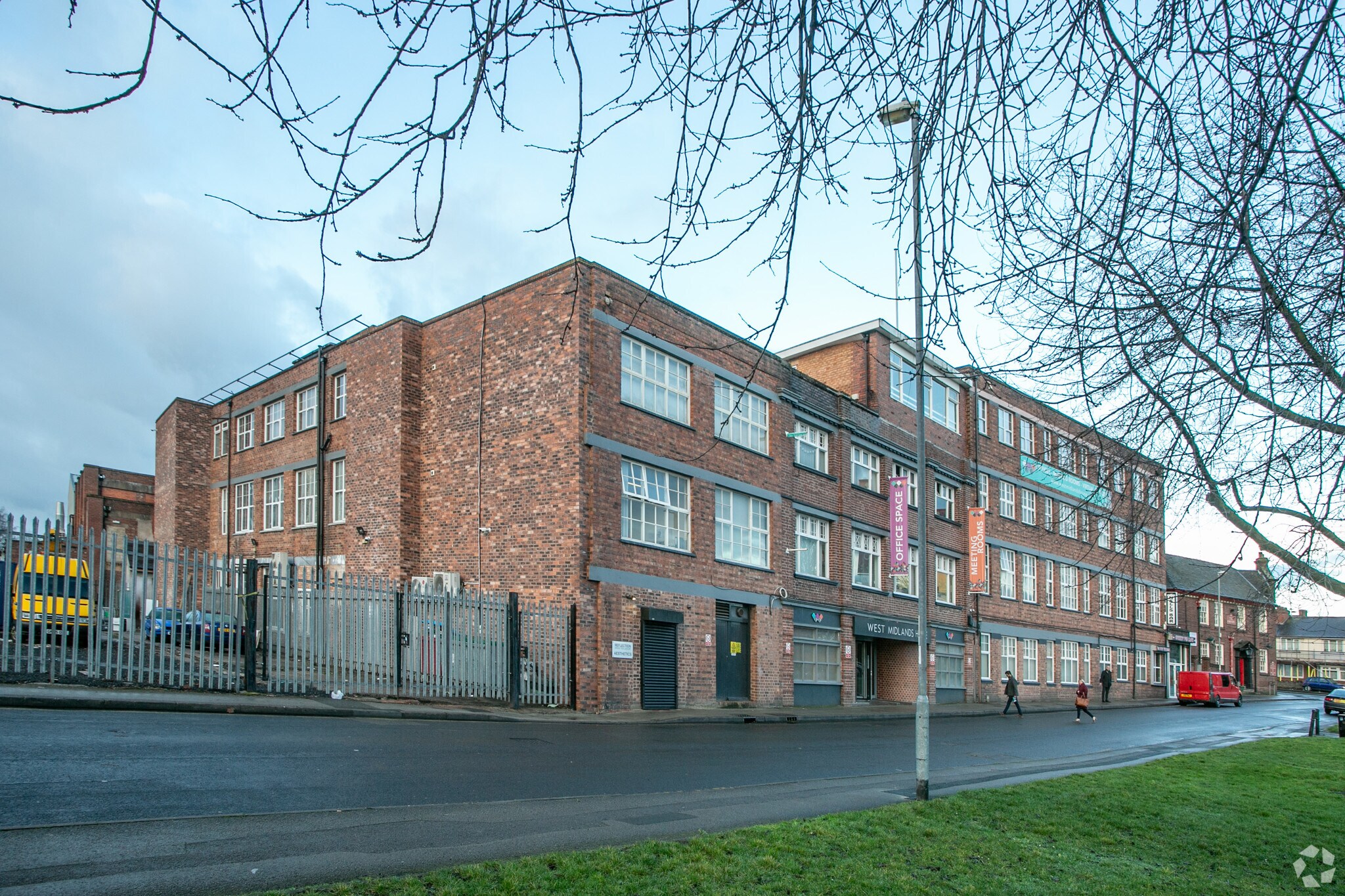 Gipsy Ln, Willenhall for sale Primary Photo- Image 1 of 1