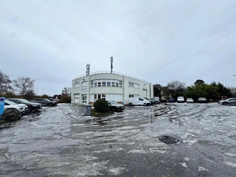 Light Industrial in Bouffémont for sale Building Photo- Image 1 of 31
