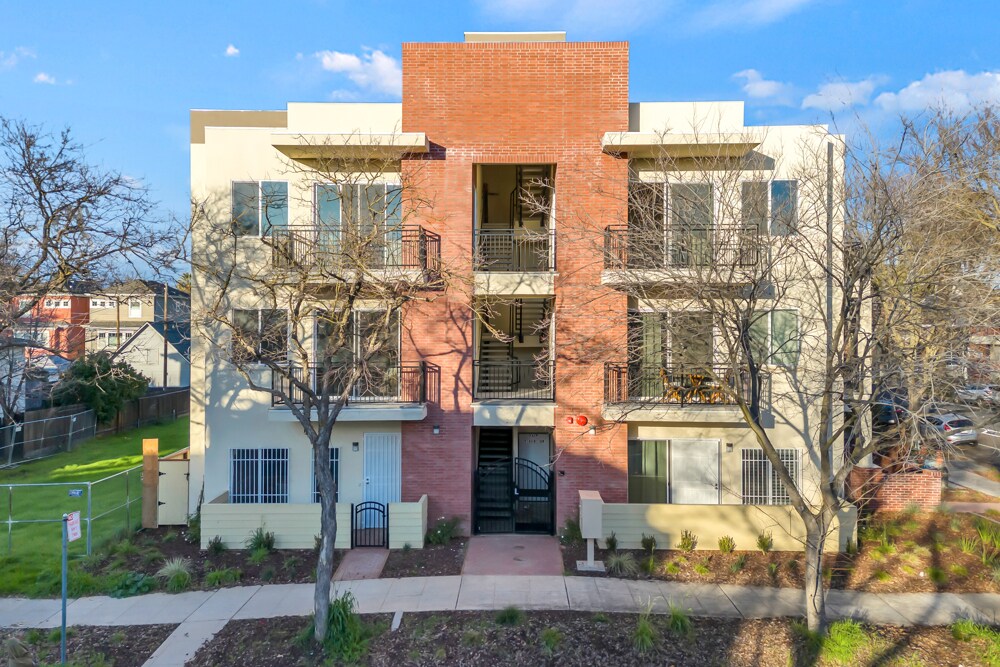 1928 21st Street, Sacramento, CA for sale Building Photo- Image 1 of 1