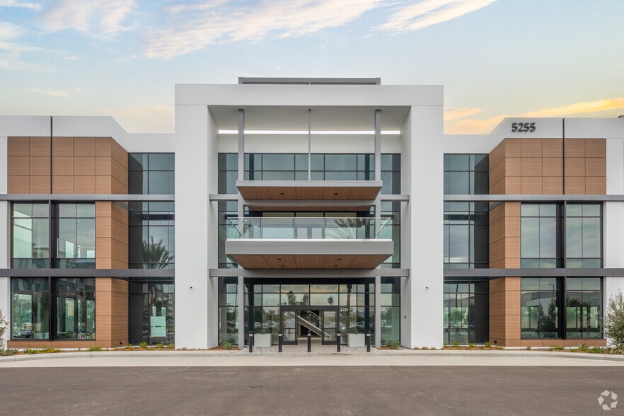 5255 Katella Ave, Cypress, CA to rent - Building Photo - Image 1 of 19