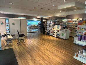 9-15 Church Rd, Codsall to rent Interior Photo- Image 1 of 3