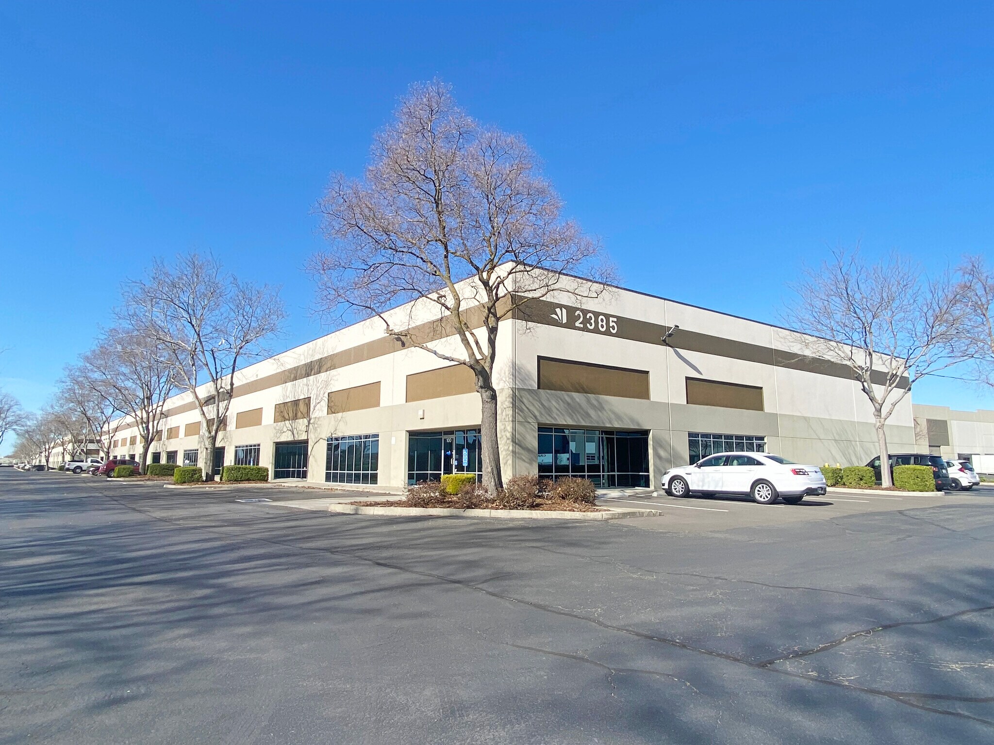 2385 Arch-Airport Rd, Stockton, CA for rent Building Photo- Image 1 of 4