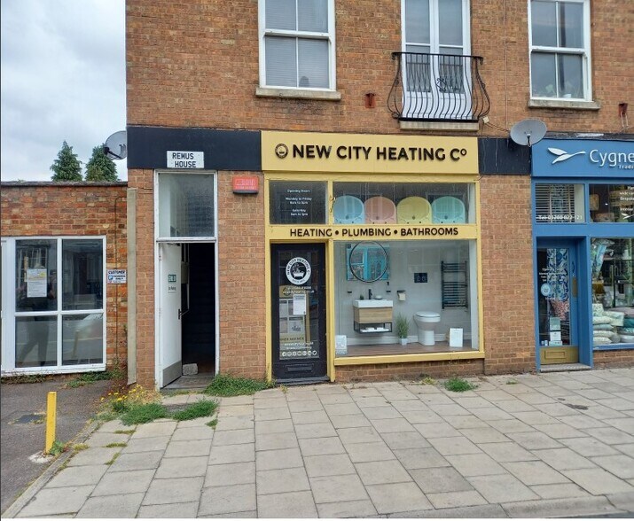 1 Castle St, Buckingham for sale - Building Photo - Image 1 of 1