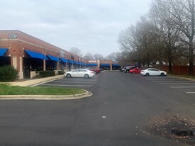 Sharon Lakes Office Plaza - Commercial Property