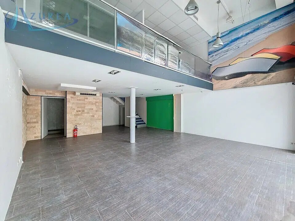 Location Commerce 114 m² - Photo 1