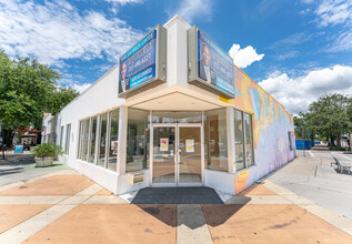 905-909 Central Ave, Saint Petersburg, FL for rent Building Photo- Image 1 of 2