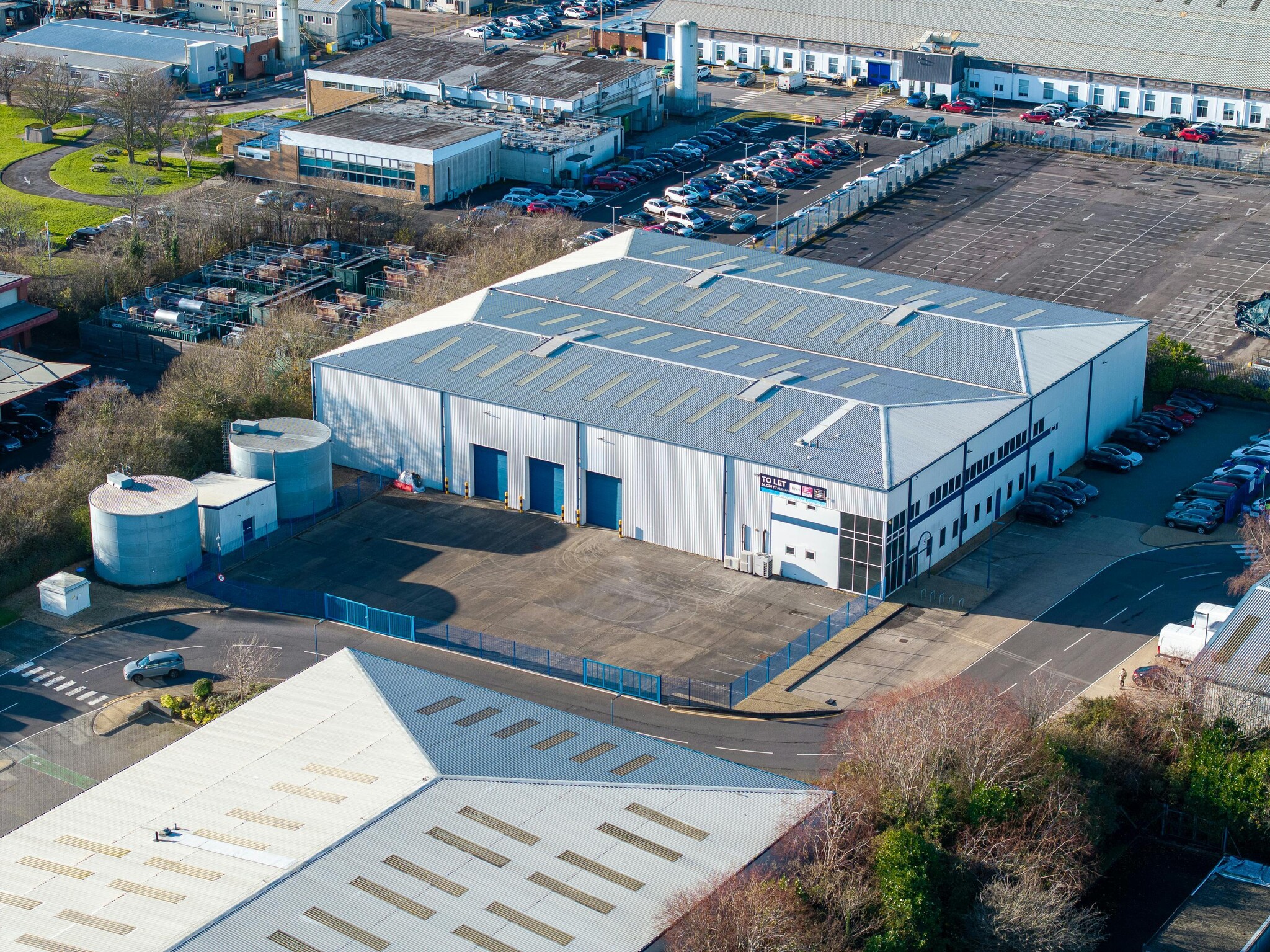 Talbot Rd, Fareham to rent Building Photo- Image 1 of 10