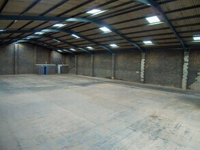 1 Rosehill, Willenhall to rent Interior Photo- Image 1 of 2