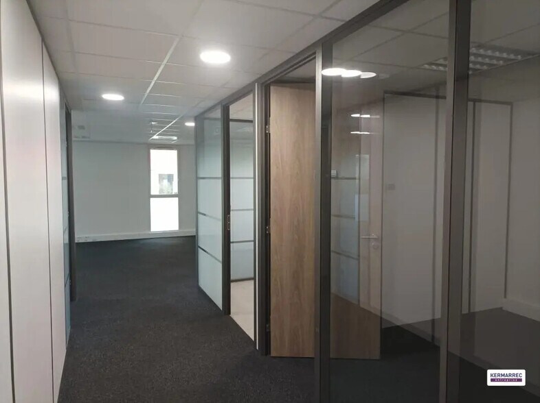 Office in Nantes to rent - Building Photo - Image 2 of 6