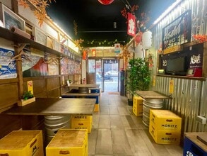 Retail in Barcelona, Barcelona to rent Interior Photo- Image 2 of 15