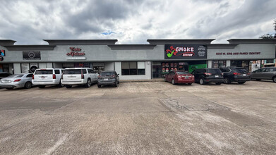 4500-4600 Highway 6 N, Houston, TX for rent Building Photo- Image 1 of 13