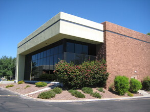 7585-7595 E Redfield Rd, Scottsdale, AZ for rent Building Photo- Image 1 of 1