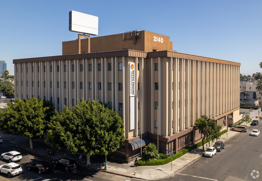 2140 W Olympic Blvd, Los Angeles, CA for rent - Building Photo - Image 1 of 4