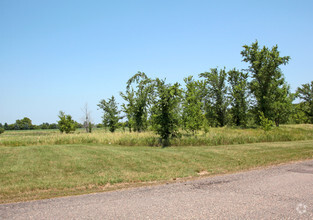 39th St N, Lake Elmo, MN for sale Primary Photo- Image 1 of 1