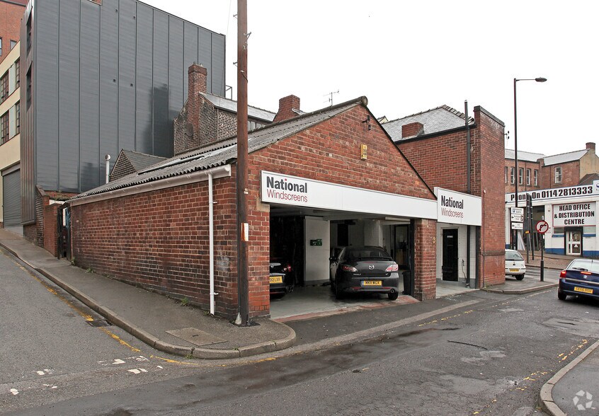 65 Broad Ln, Sheffield for sale - Primary Photo - Image 1 of 1