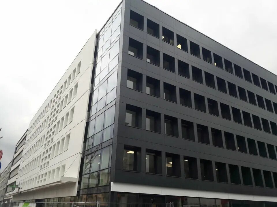 Office in Rouen to rent Building Photo- Image 1 of 14