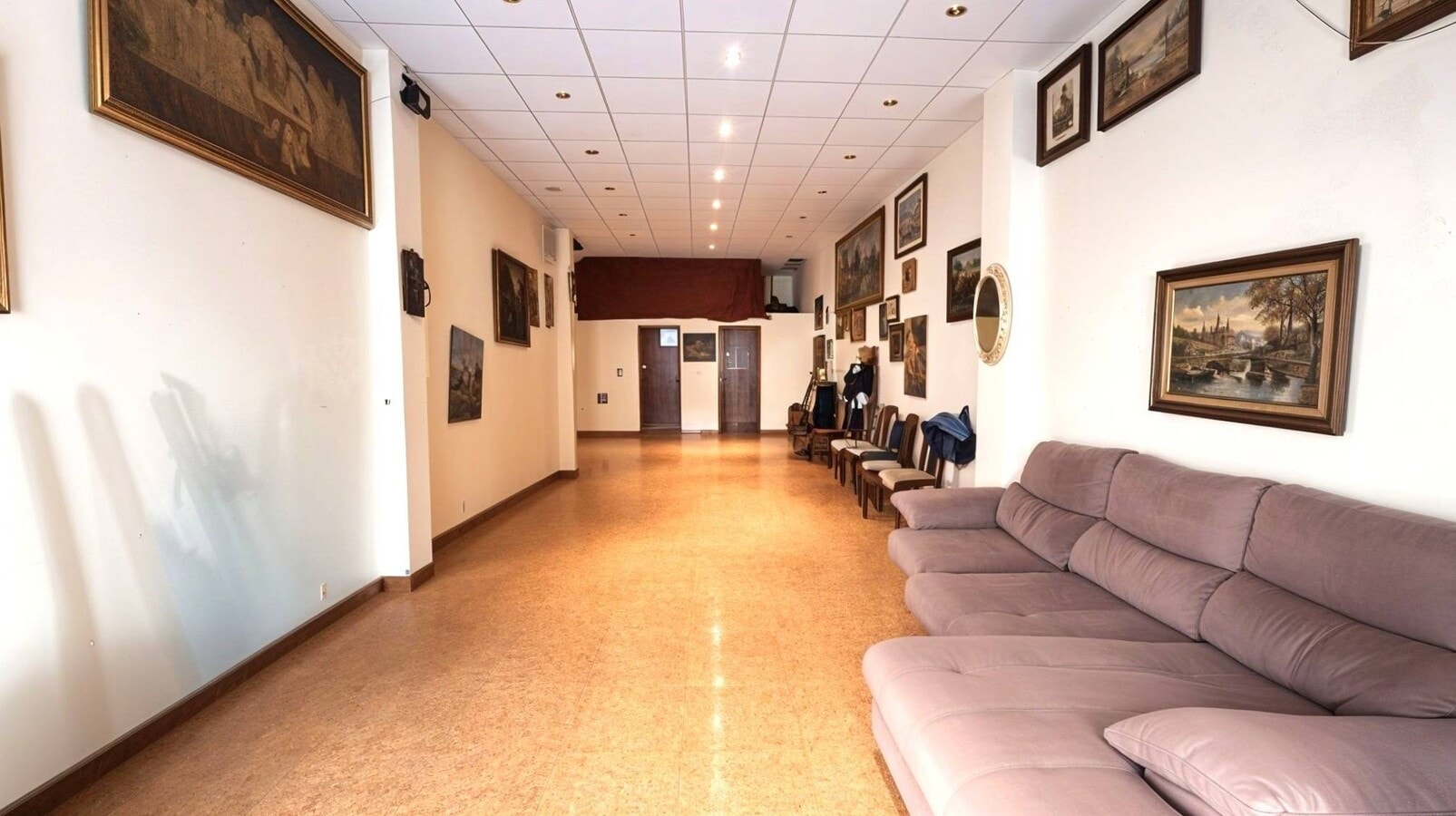 Reus, TAR 43202 - Unit - -  - Interior Photo - Image 1 of 5