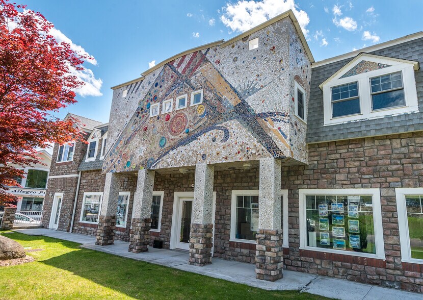 1086 Long Ridge Rd, Stamford, CT 06903 UK