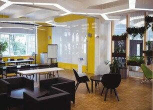 Office in Marseille to rent Interior Photo- Image 2 of 2