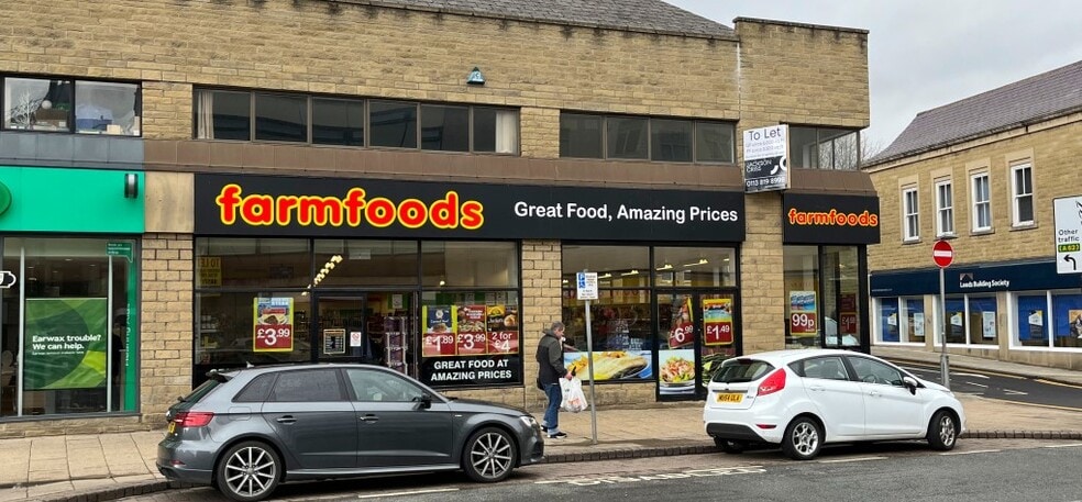 14 Market St, Huddersfield for sale - Building Photo - Image 1 of 1