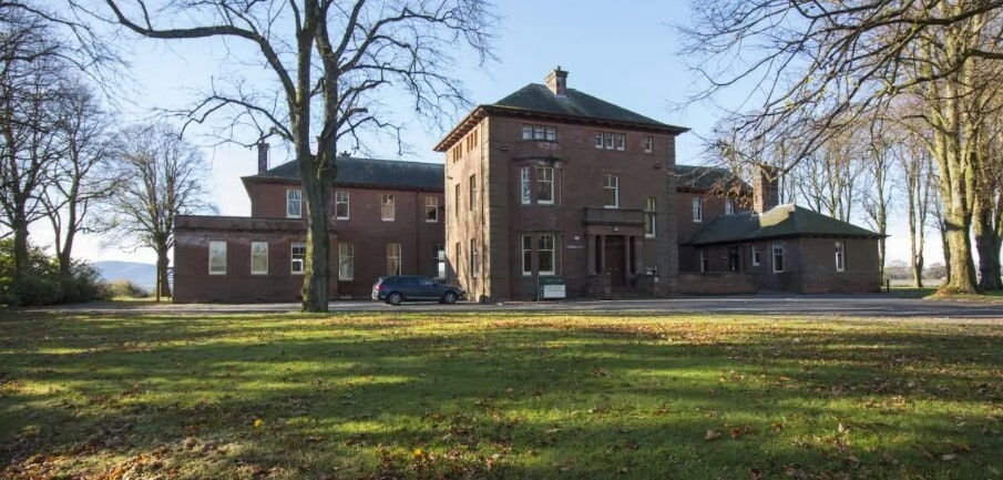 Bankend Rd, Dumfries to rent Building Photo- Image 1 of 3